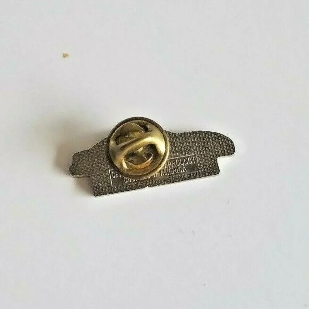 Dale Jarrett #88 Pin Official License product Buckles of America Auto racing